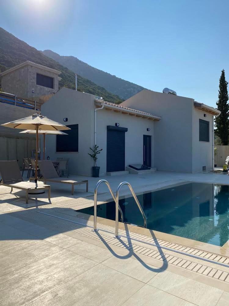 Ionian Stone Luxury Villa Νικιάνα Εξωτερικό φωτογραφία