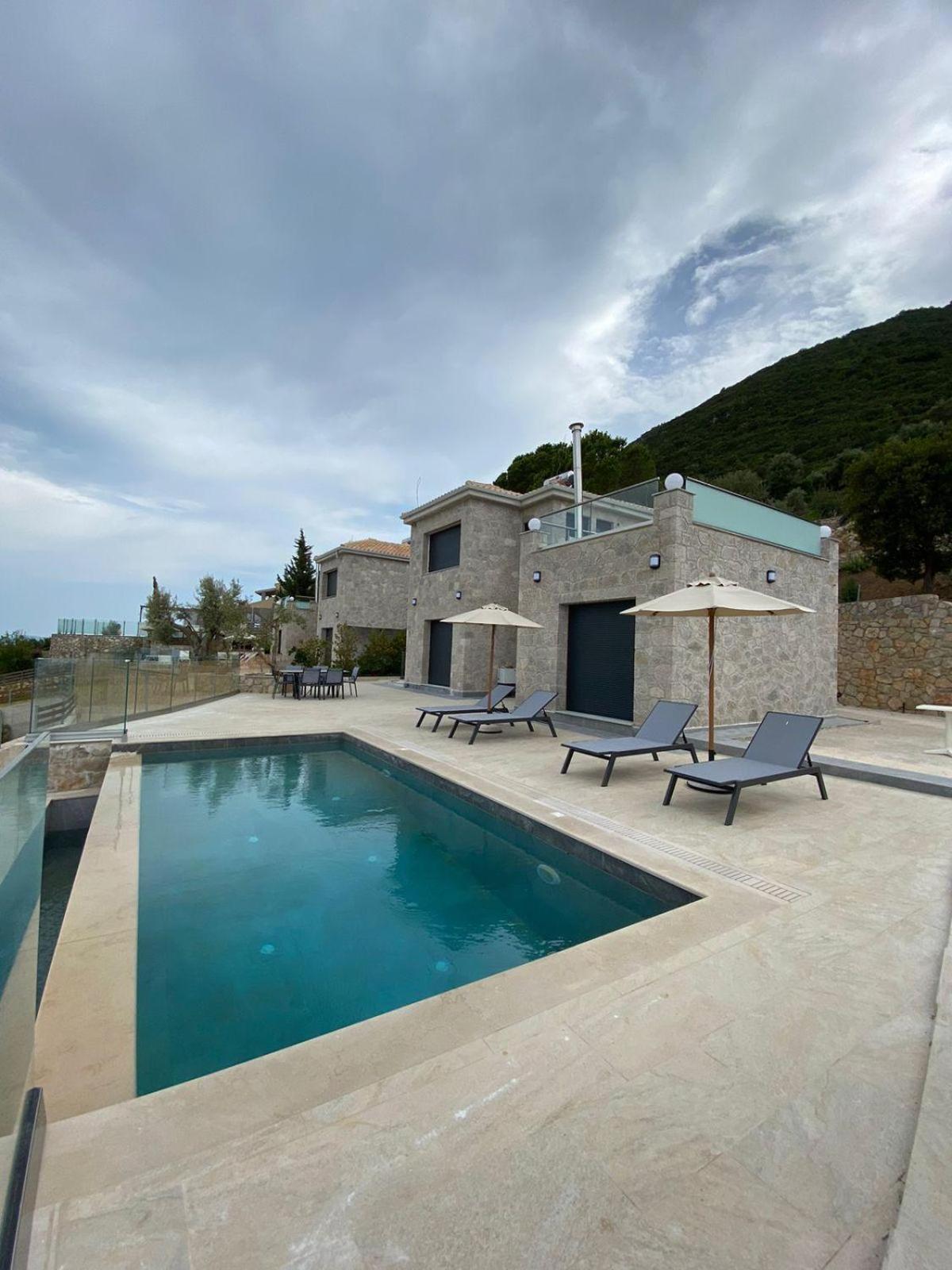 Ionian Stone Luxury Villa Νικιάνα Εξωτερικό φωτογραφία